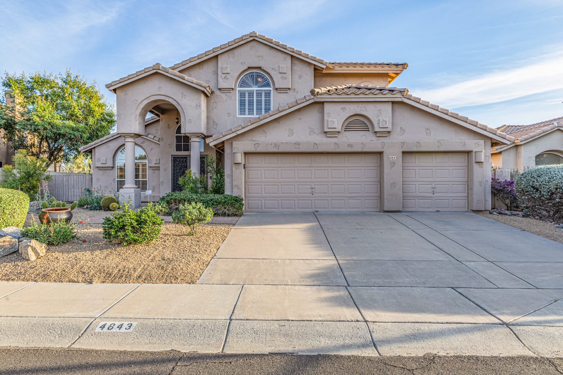 4843 EAST WINDSTONE TRAIL Cave Creek, AZ 85331