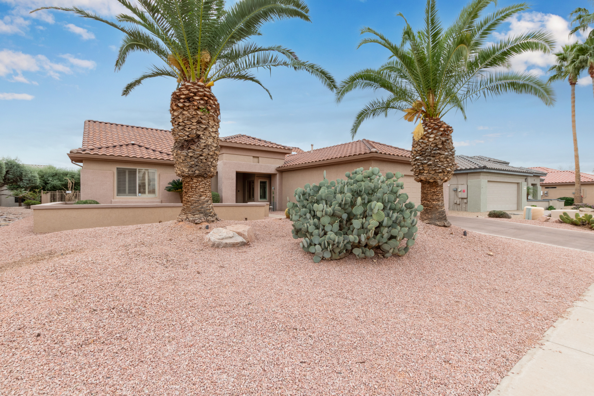16161 16161 W SILVER FALLS DR Surprise, AZ 85374