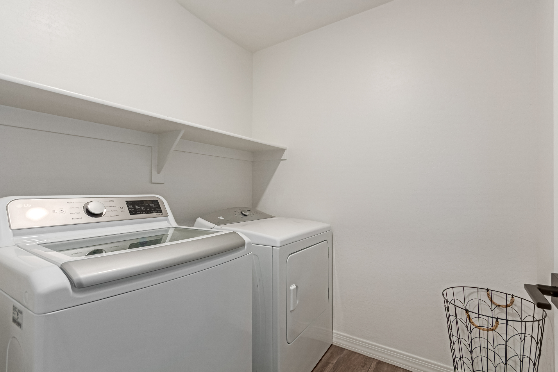 12656 W MIDWAY AVE Glendale, AZ 85307