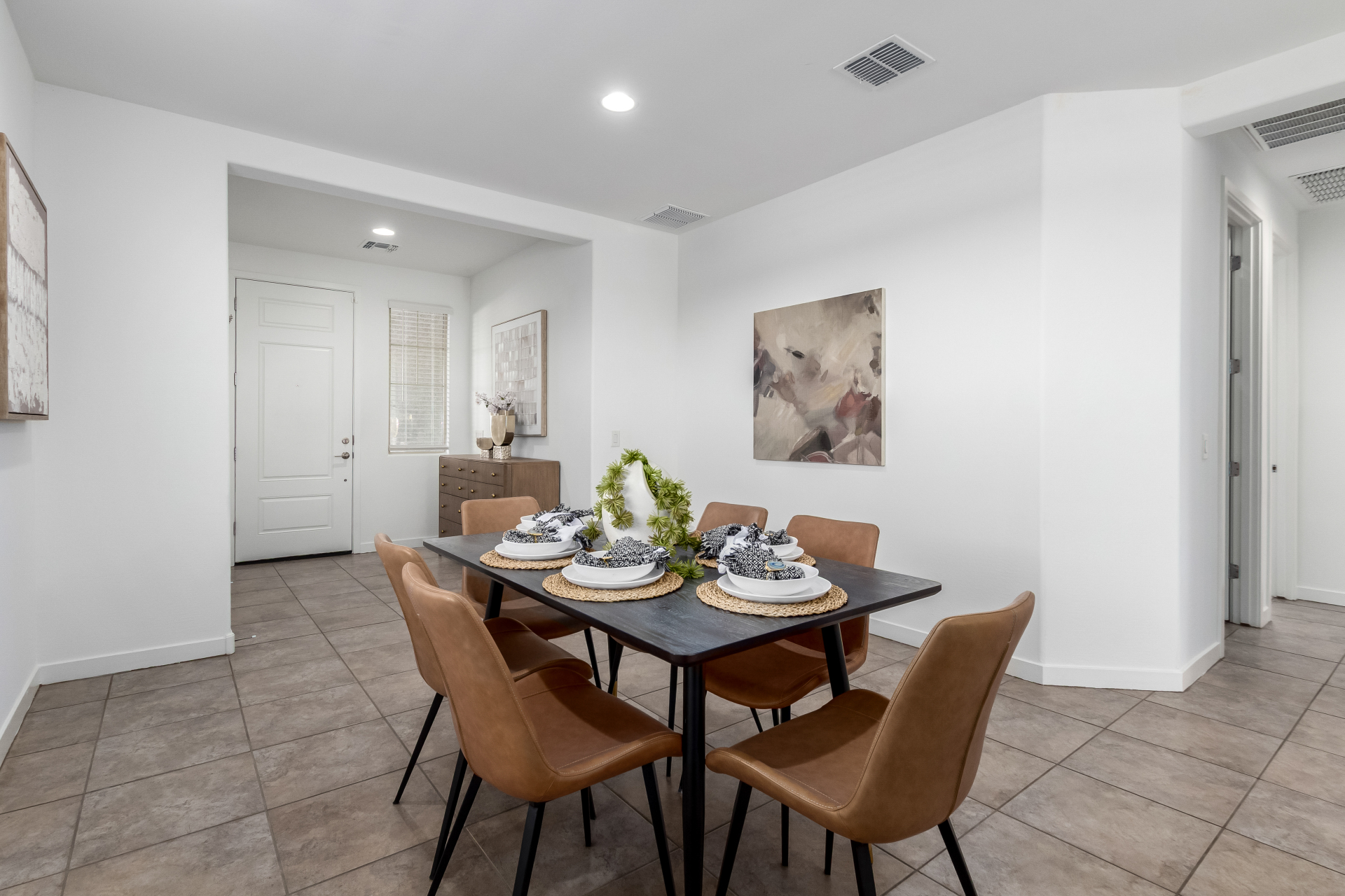 9239 W SELLS DR Phoenix, az 85037
