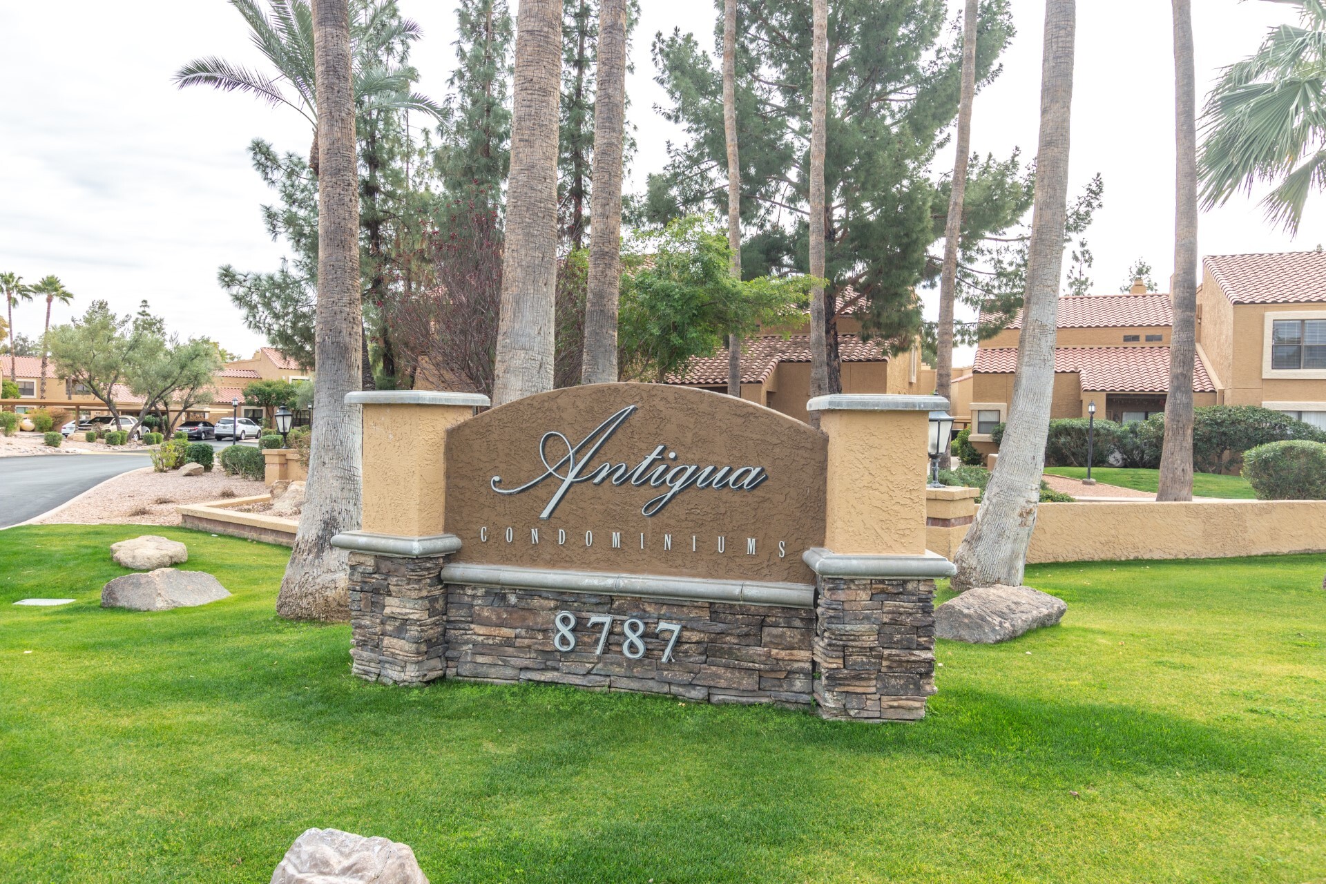 8787 E Mountain View Rd Media Preview
