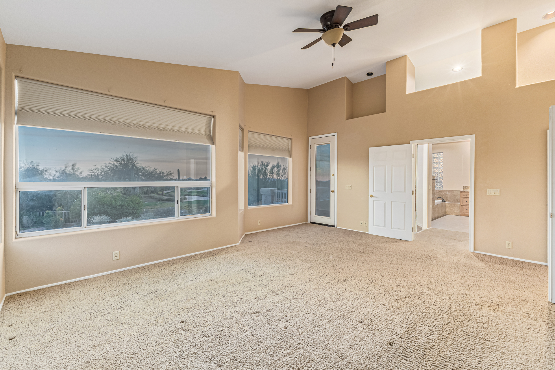 4843 EAST WINDSTONE TRAIL Cave Creek, AZ 85331