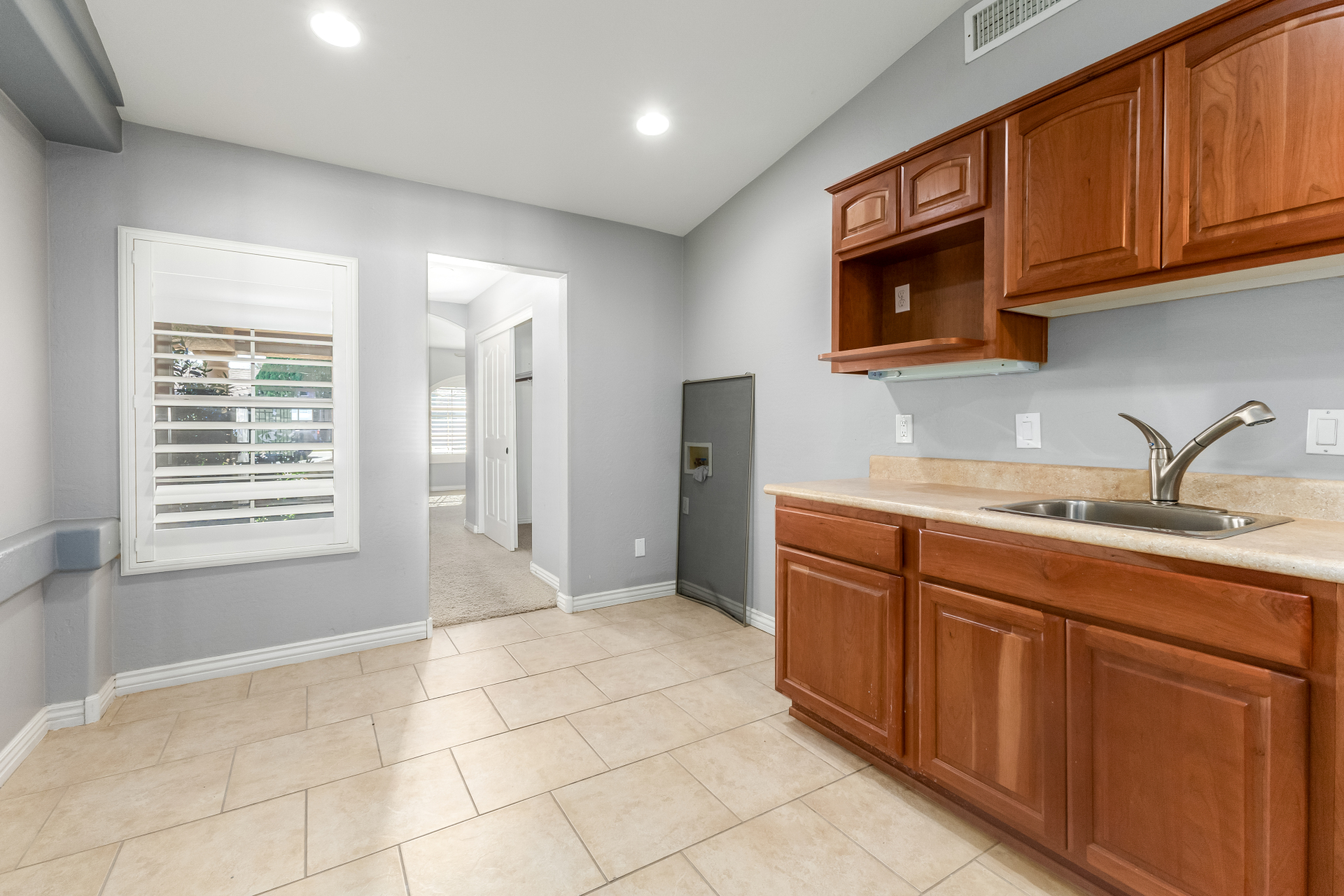 13616 W READE AVE Litchfield Park, AZ 85340