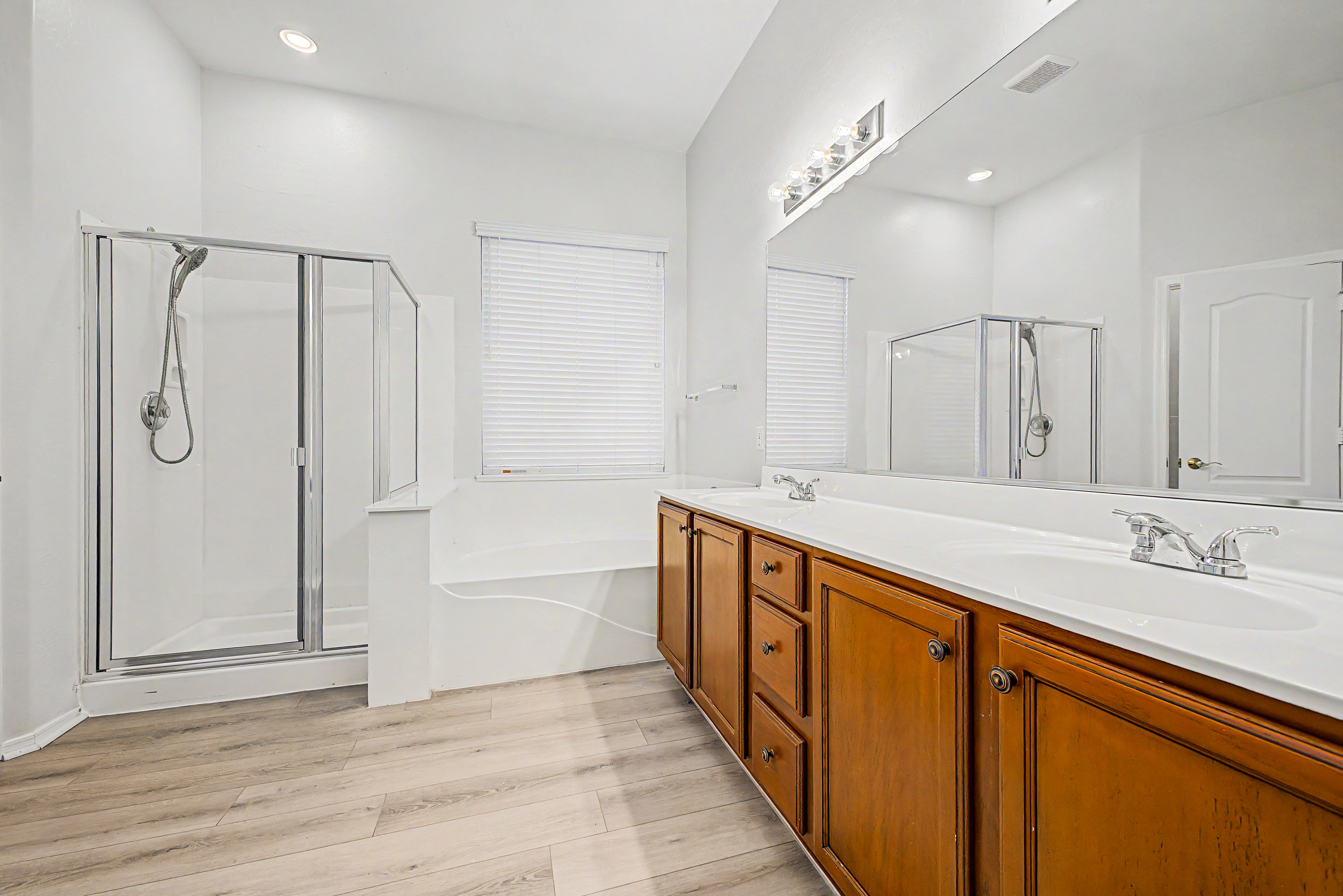 1703 W Hopi Dr Media Preview