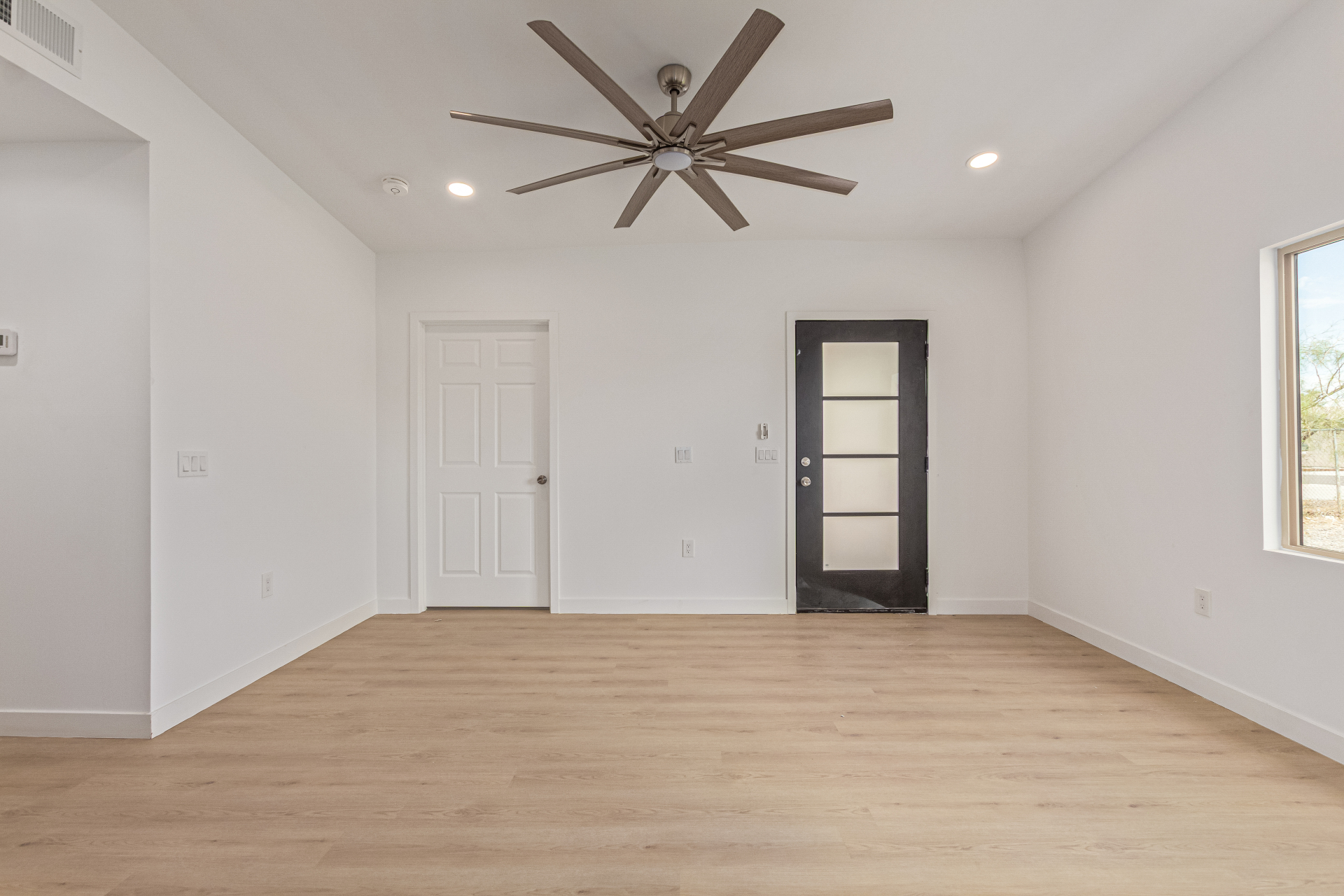 4010 SOUTH 24TH PLACE Phoenix, AZ 85040