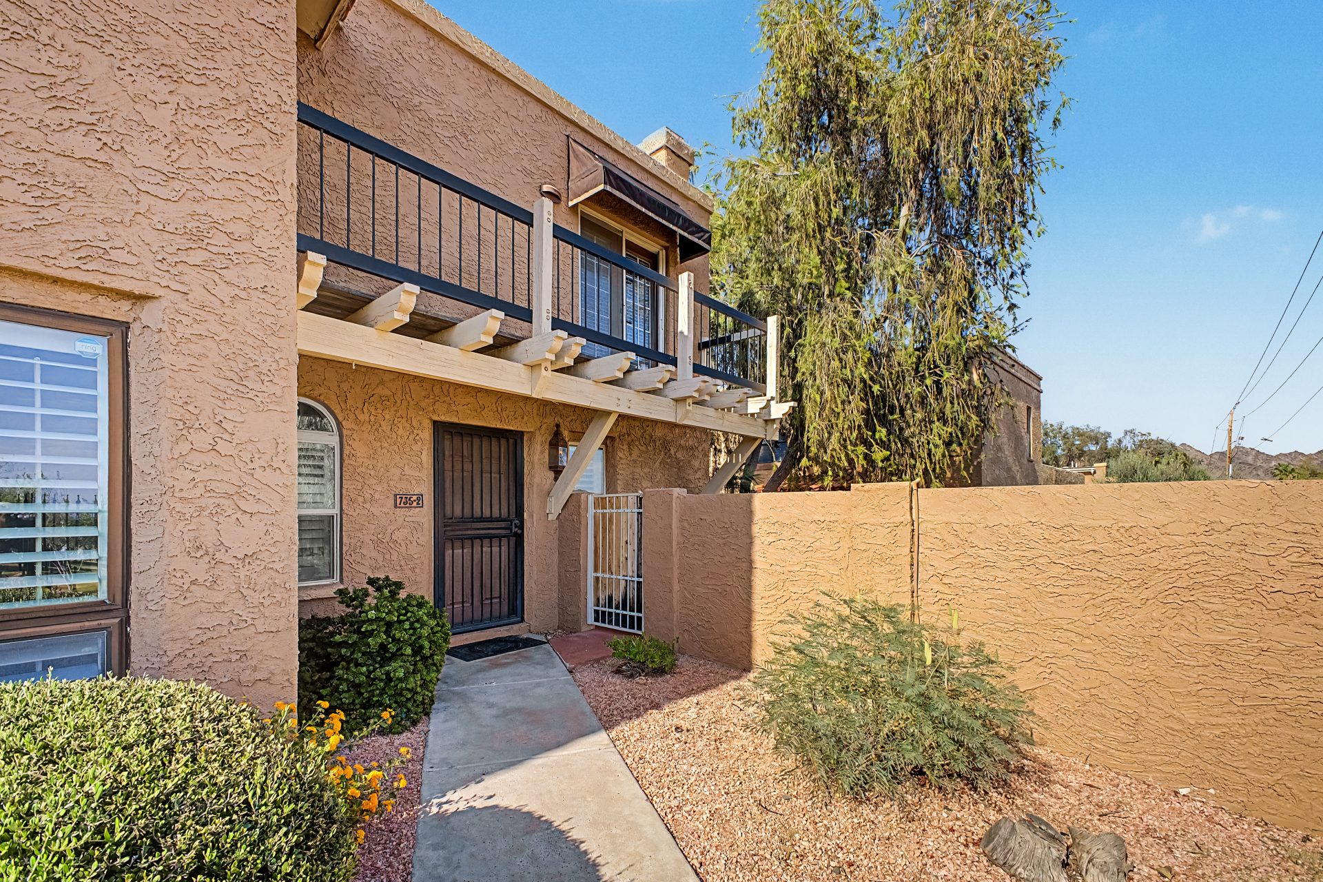 Unit 2 Phoenix 735 E NORTH LN UNIT #2 Phoenix, AZ 85020