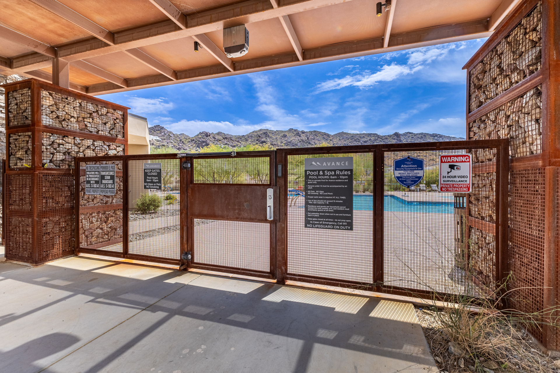 9818 SOUTH 7TH PLACE Phoenix, AZ 85042