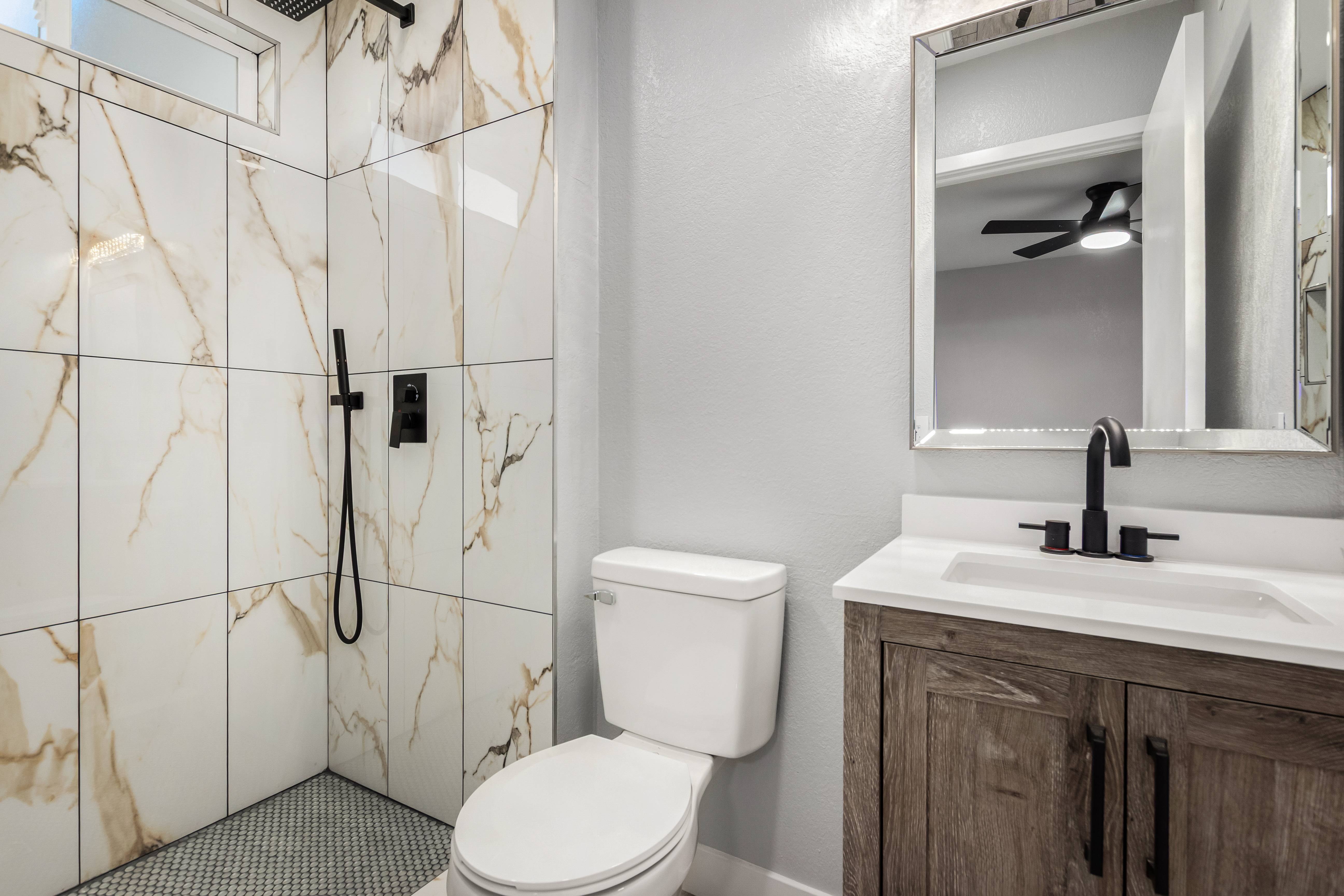 9450 West Mission Lane Media Preview